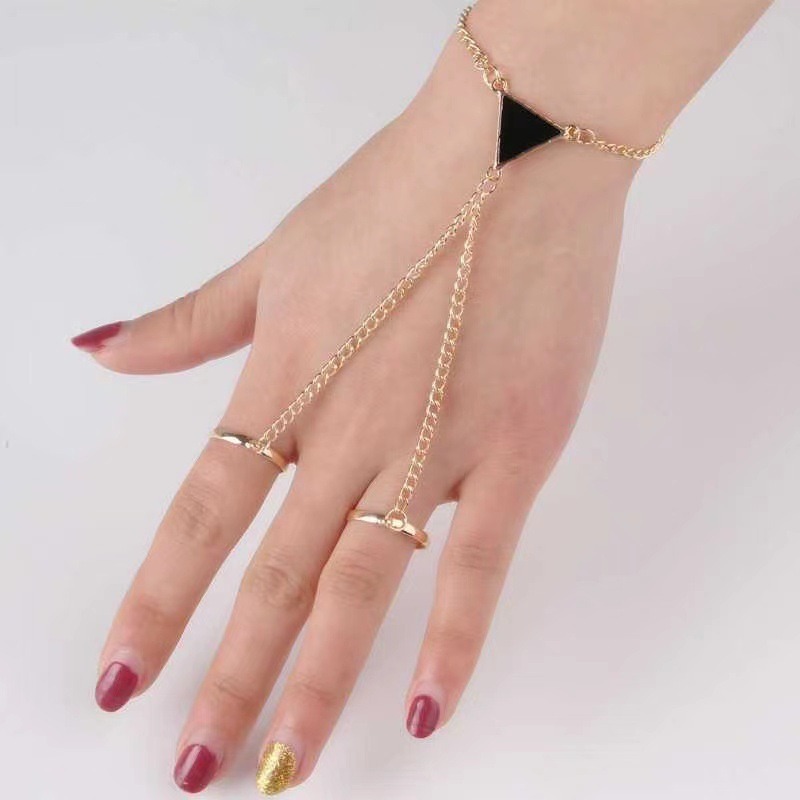 European and American Retro Triangle One-piece Bracelet Ring Cross-border Fashion Minimalist Geometric Back Chain Alloy Jewelry