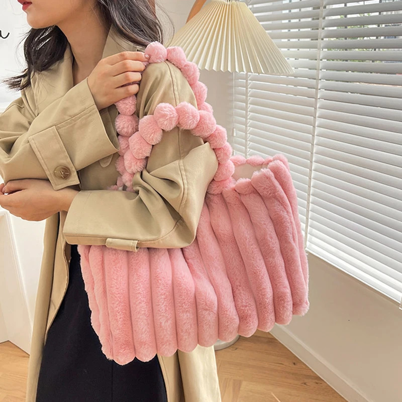 Womens plush shoulder bag large capacity handbag womens casual warm fabric handbag soft fluffy striped shopping bag 241107