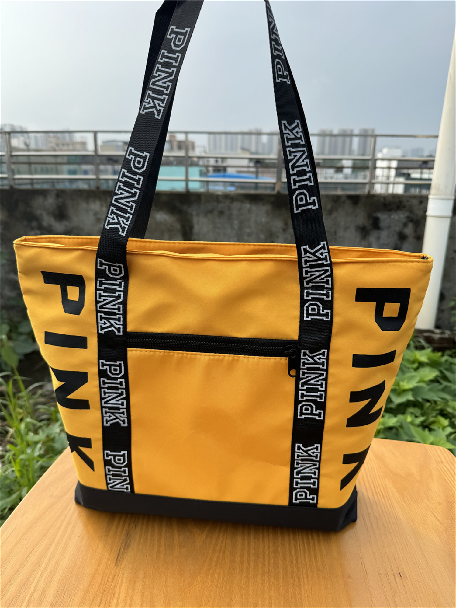 2024 New Korean Fashion Shoulder Bag Trend Letter Bag Printed Bag Color Contrast Letter Strap Handbags Large Capacity Tote
