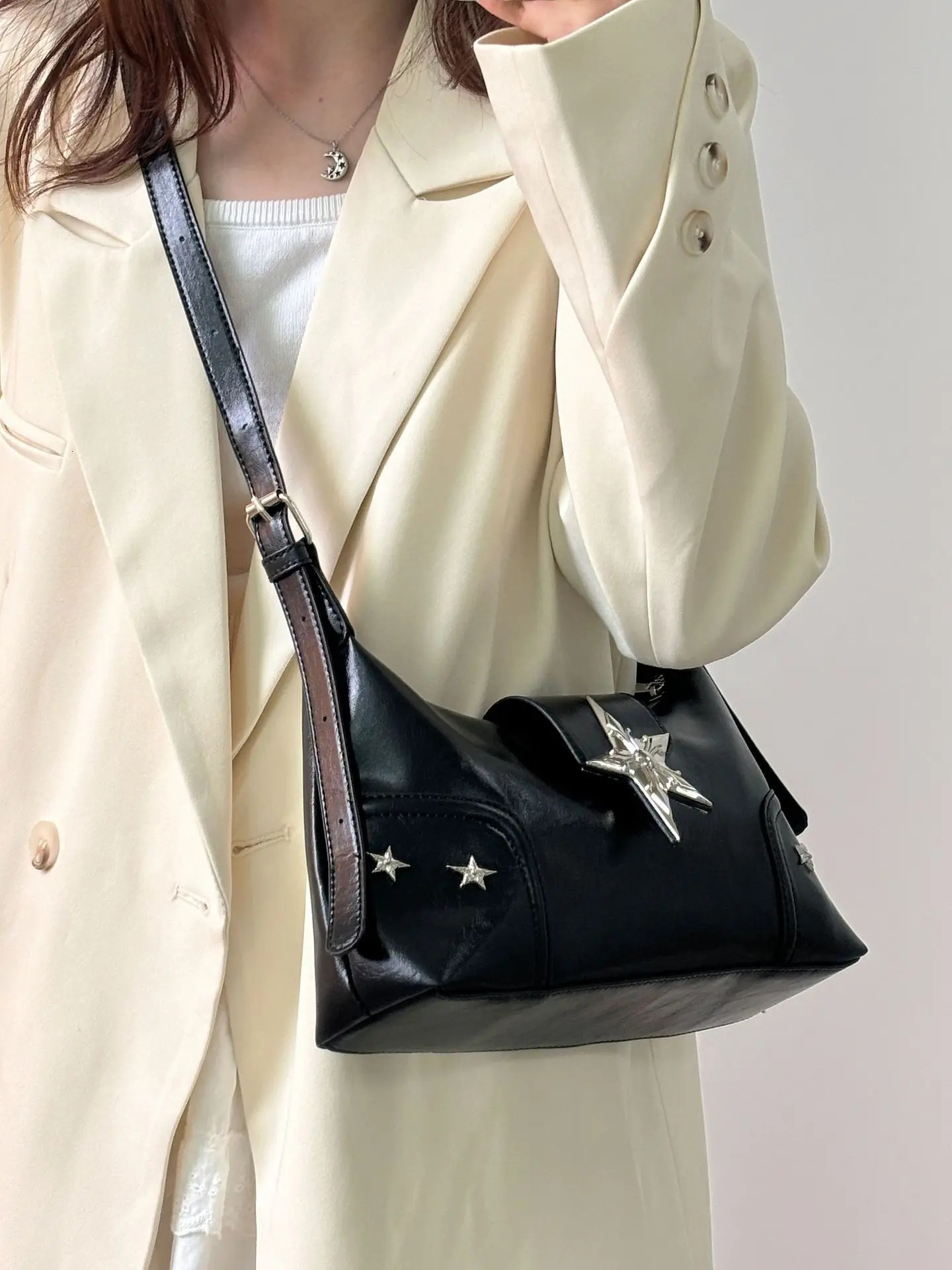 Fashion Womens Shoulder Bag Star Rivet Y2k Wallet Girl Underarm Cross Body Bag Soft Pu Leather Womens Handbag 241106