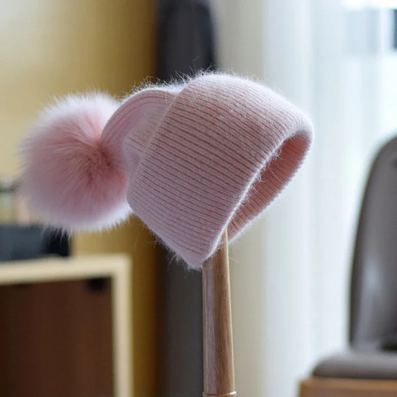 Rabbit Fur Knitted hats for Women Real fox Fur Pom Poms Hat Large Pompom Outdoor Warm Skullies Beanie Winter Hat Christmas 241106