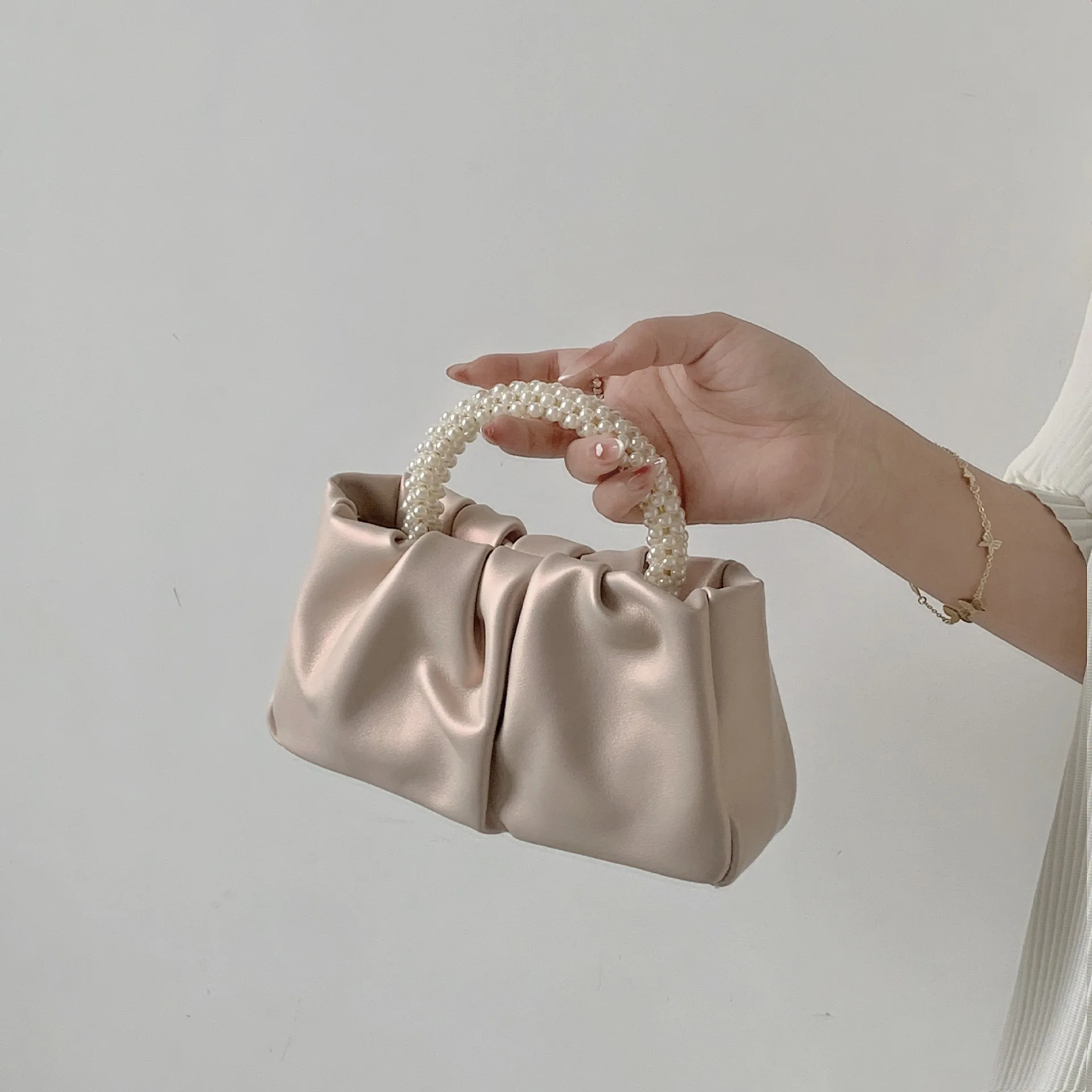 Sweet Girl Pearl Handheld Bag Women's Fashion Versatile Folded Crossbody Cloud Bag Mini Phone Small Bag women handbags purse