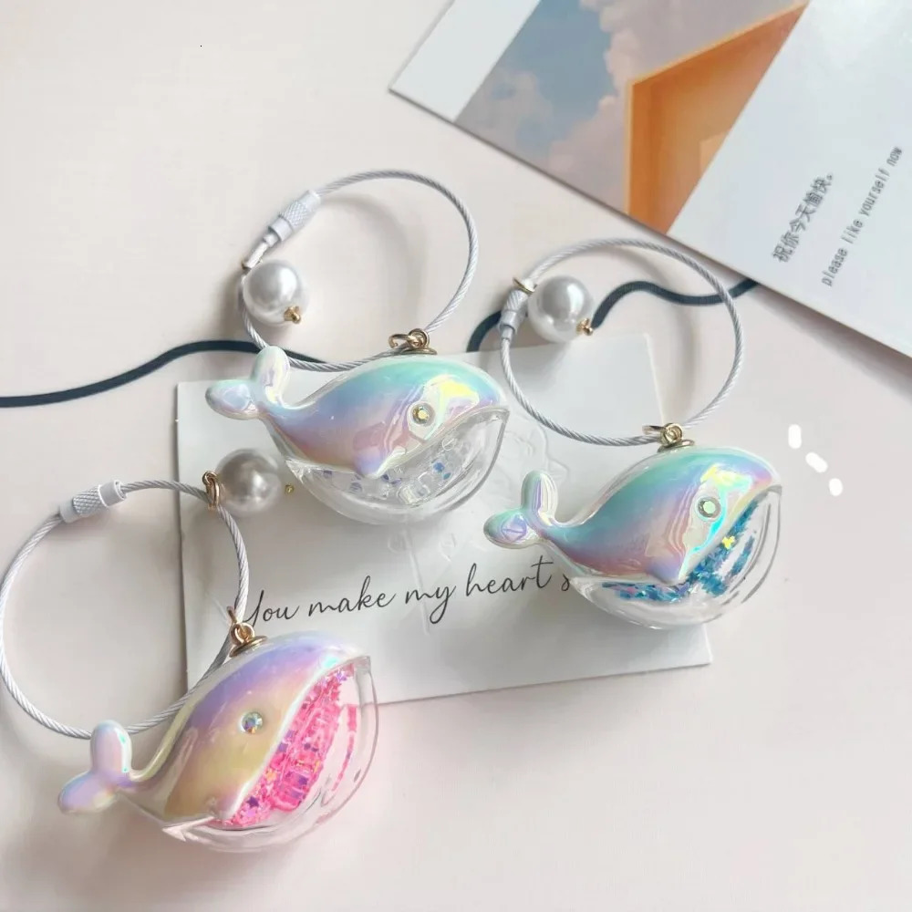 Cute Whale Keychain Pendant Accessories School Bag Pendant Keychain Couple Romantic Gift Running Charm Jewelry 241107