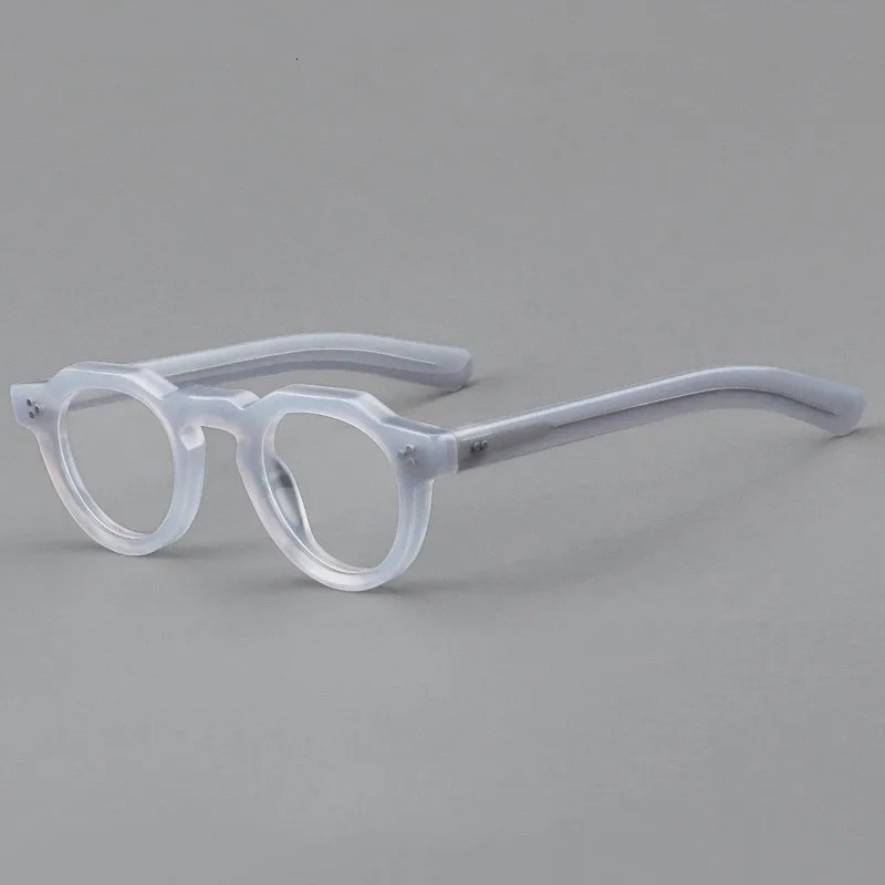 The vintage niche circular glass frame handmade irregular flat Myopia frame can match the degree. 241106