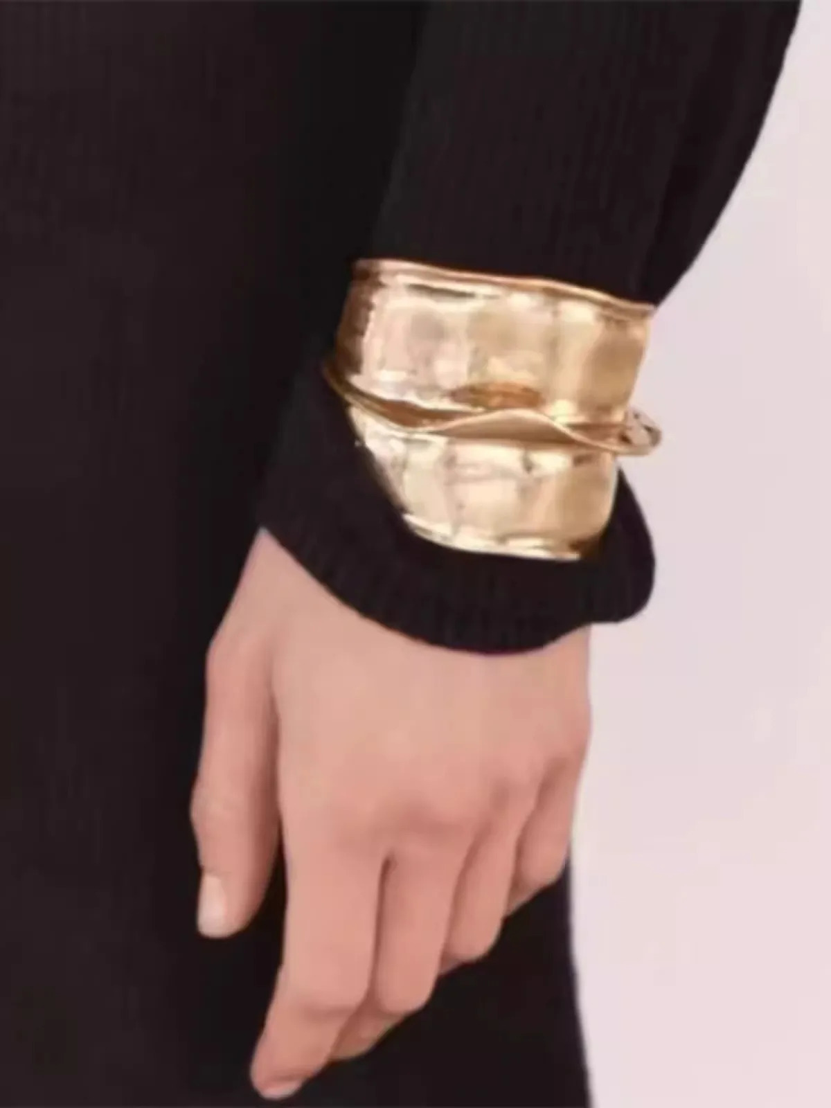 HUANZHI Retro Irregular Skin Shaped Open Bracelet Suitable for Women and Girls Multi Layer Metal Exposed Punk Couple Jewelry 20 241107