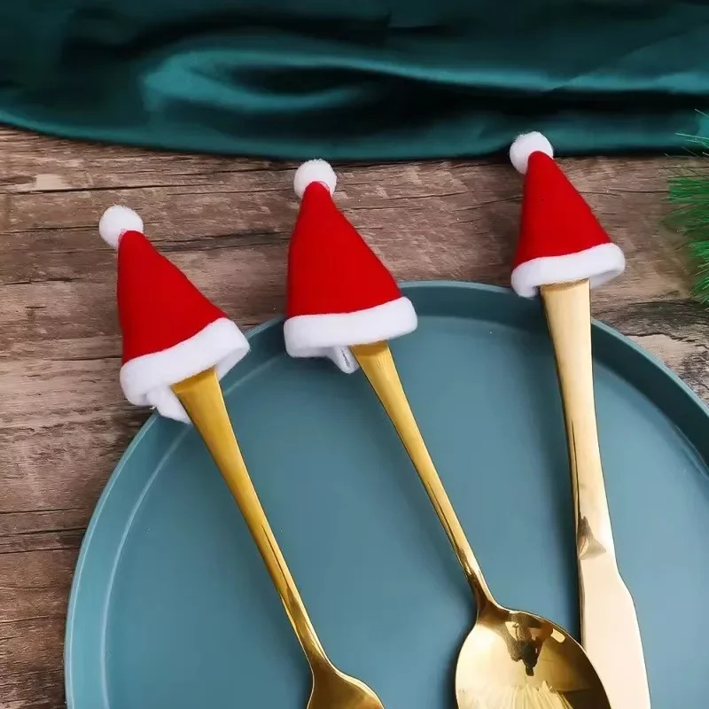 Mini wine bottle cap Santa Claus hat lollipop hat fork knife bag Christmas cutlery holder for home Christmas party decoration 241106