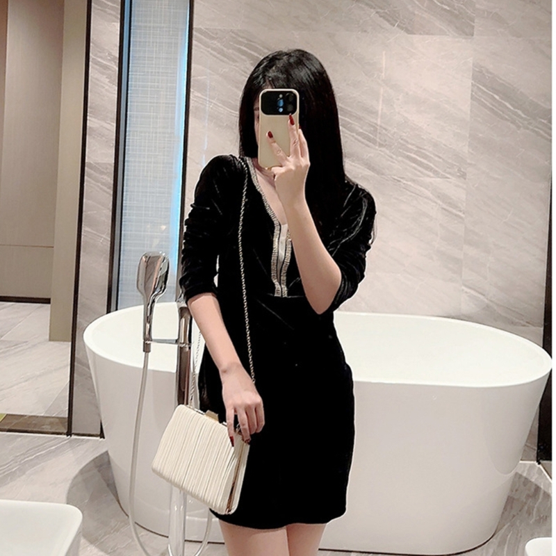Women Elegant Pleated Evening Bag Top Handle Clutch Bag Banquet Party Handbag with Detachable Chain Strap Crossbody Shoulder Bag