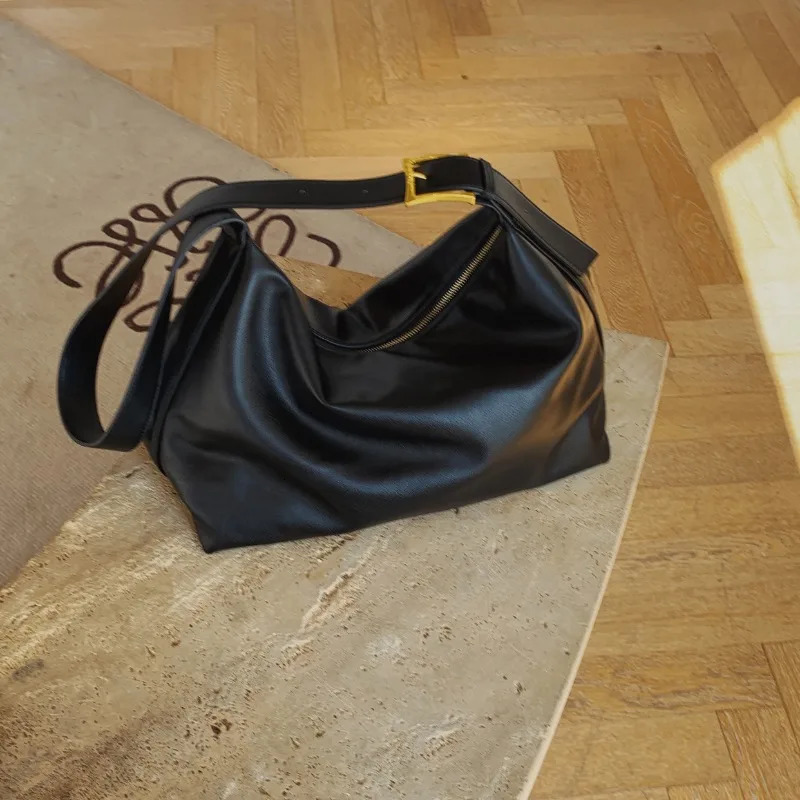 MBTI retro red womens shoulder bag simple casual 2024 solid color handbag large capacity premium cross body bag 241107