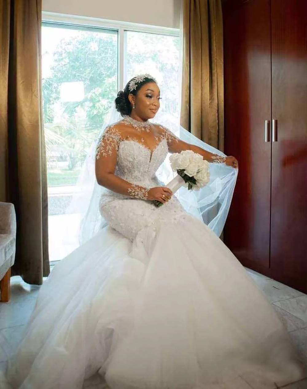 Customized New Fashion High Quality Custom Party Long Sleeves Mermaid Bridal Bride Gown Wedding Dress