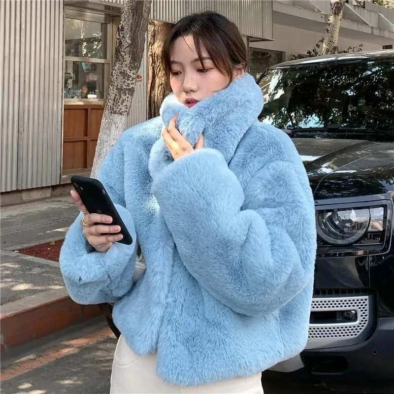 Womens blue fashionable faux fur short jacket winter Korean simple solid loose street clothing elegant mink casual jacket 241107