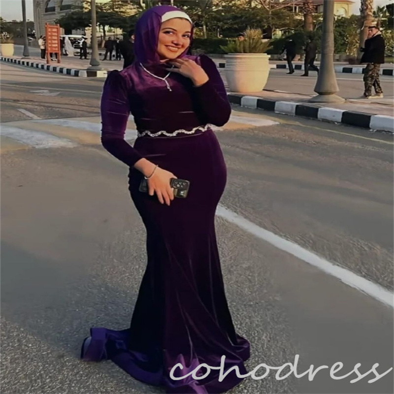 Simple Muslim Velvet Evening Dresses Elegant Long Sleeve Mermaid Prom Dress Arabic Dubai Holiday Party Dress Elegant Women Special Occasion Beaded Pur