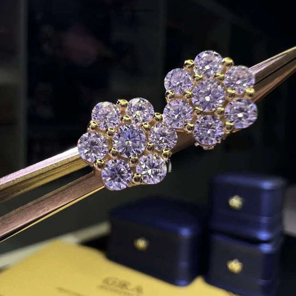 Best Selg Screw Back wer Stud Solid Sier D Color Cluster VVS Moissanite Dia Earrings Men GRA Free shipping