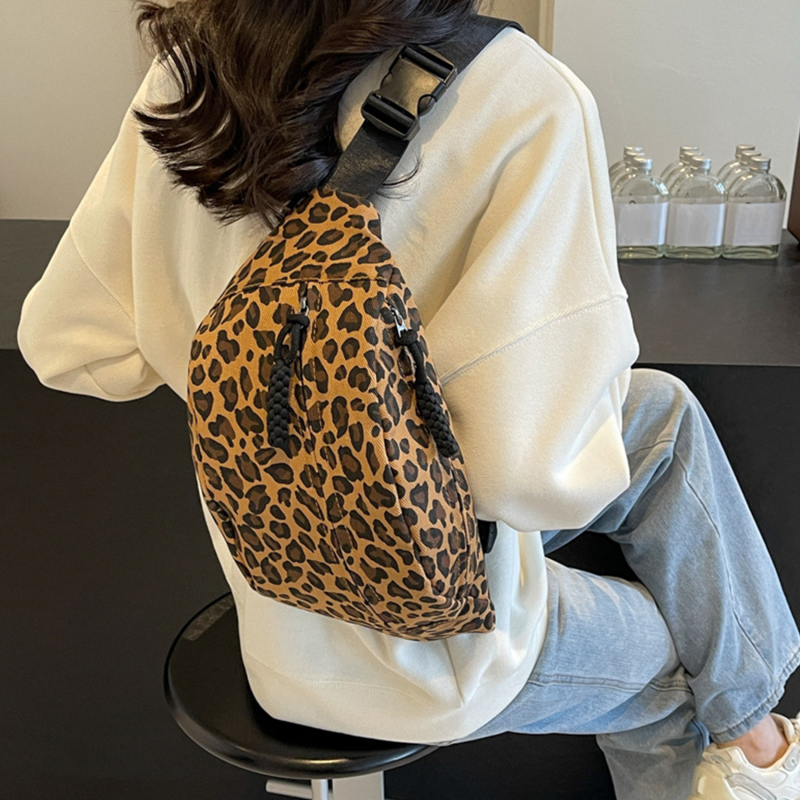 Fashion Leopard Print Waist Street Trend Fanny Woman Chest Pack Canvas Belt Bag Female Designer Shoulder Crossbody Bags