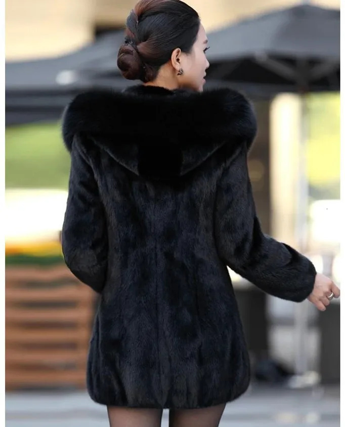 Womens faux fur coat in winter warm black fox fur long round neck hat warm young womens style 241107