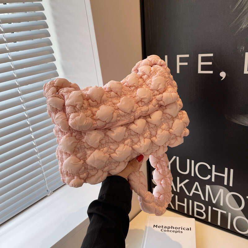 Autumn new pleated cloud large capacity niche Korean version single shoulder crossbody women's down cotton jacket bubble dumpling bag