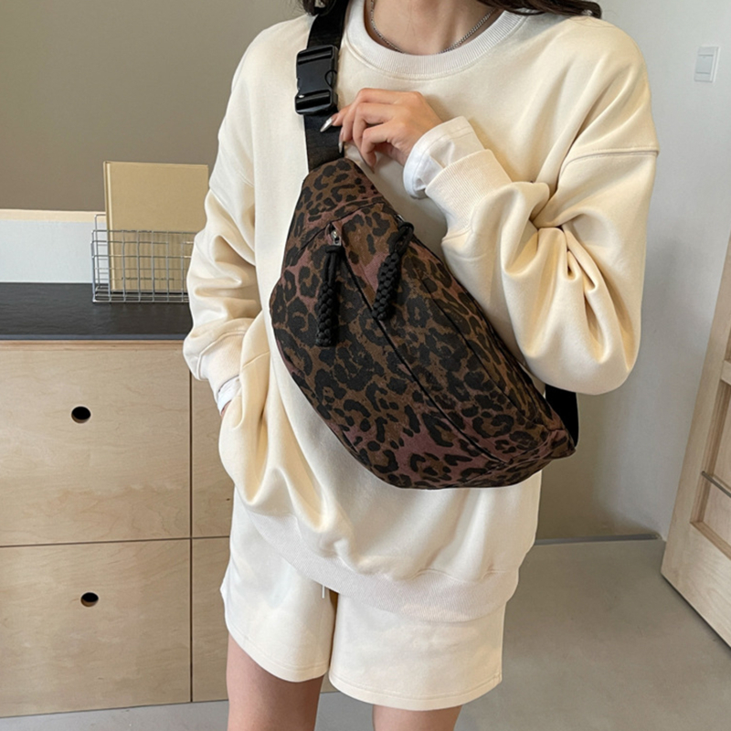 Fashion Leopard Print Waist Street Trend Fanny Woman Chest Pack Canvas Belt Bag Female Designer Shoulder Crossbody Bags