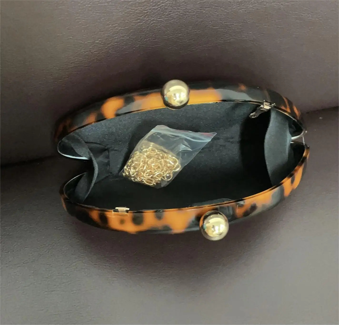 Selling Acrylic Shell shaped Clutch Bag for Womens er Evening Party Cute Pearl Egg Wallet Blue Handbag Wholesale 241106