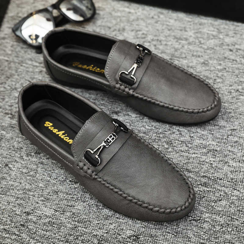 CMM Mens Shoes New Summer Lazy Shoes Mens Driving Loafer Chao Shoes Versatile Mens Casual Shoes Korean Version Shoes Men