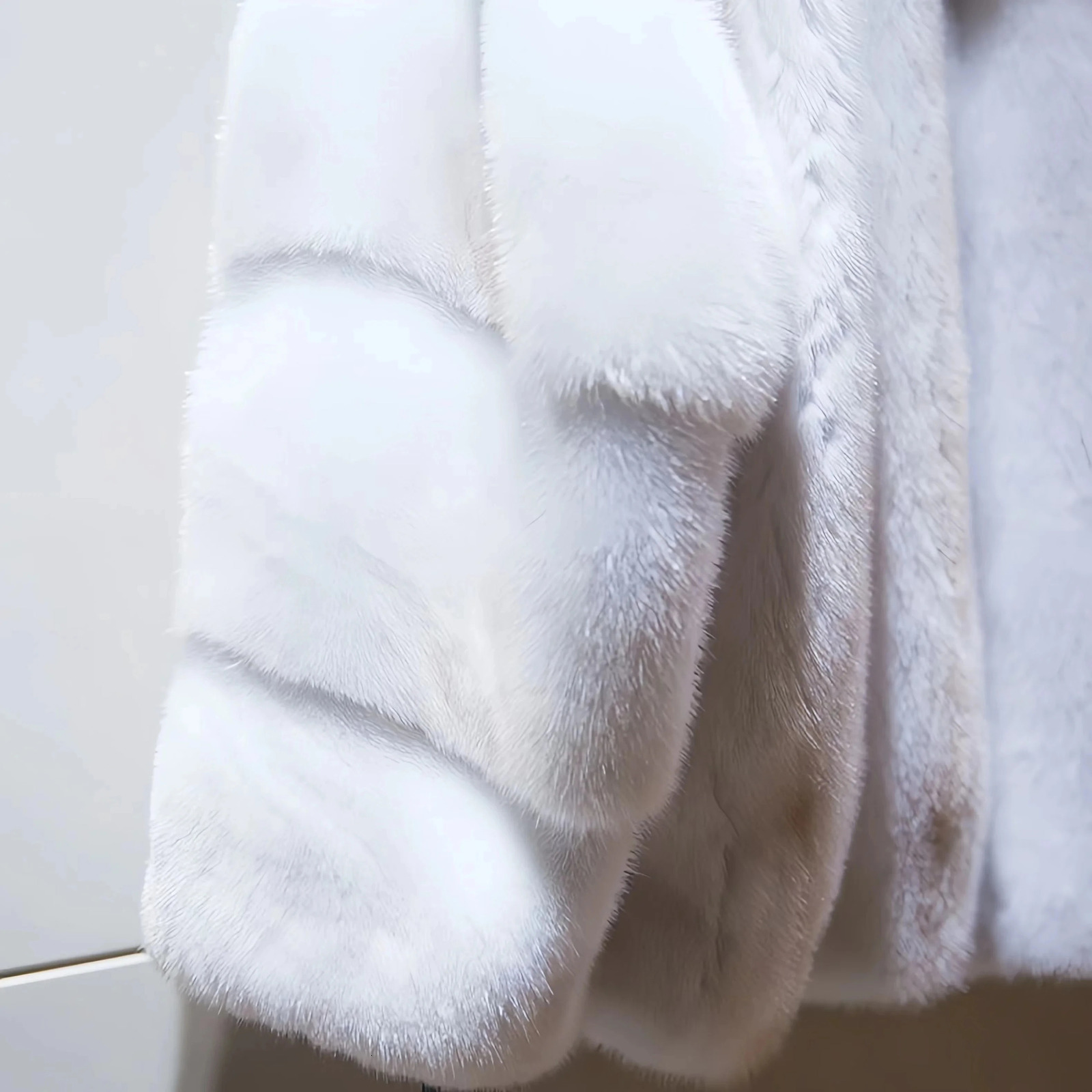 Womens faux mink coat hooded long jacket thick warm clothing batwing sleeves high quality autumn/winter 241107