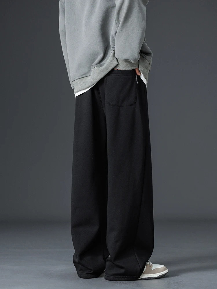 Winter Thick Warm Fleece Sweatpants Men Wide Leg Baggy Track Pants Casual Cotton Joggers Straight Thermal Trousers Big Size 8XL 241104