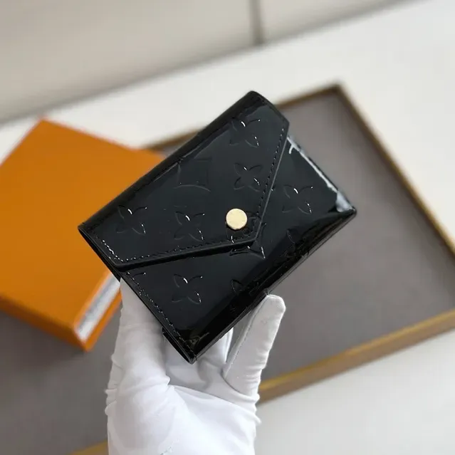 Fashion Women Luxurys Designers Victorine Card Holders Patent leather Bags Wallets Solid Color Bag Genuine Leather Ladies Travel Wallets Coin Purse card holder