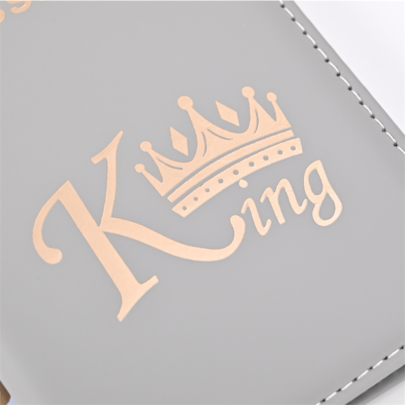Fashion King Queen Crown Print Passport Cover Women Men Travel Ticket Storage Pocket Waterproof Passport Credit Card Holder