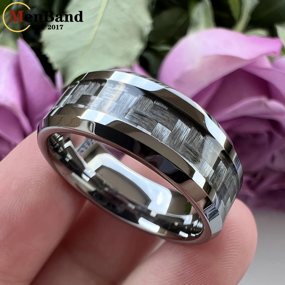 Mens Fashion 6mm 8mm Tungsten Carbide Ring Mens Engagement and Wedding Ring Grey Carbon Fiber Inlaid Comfortable Fit 241106