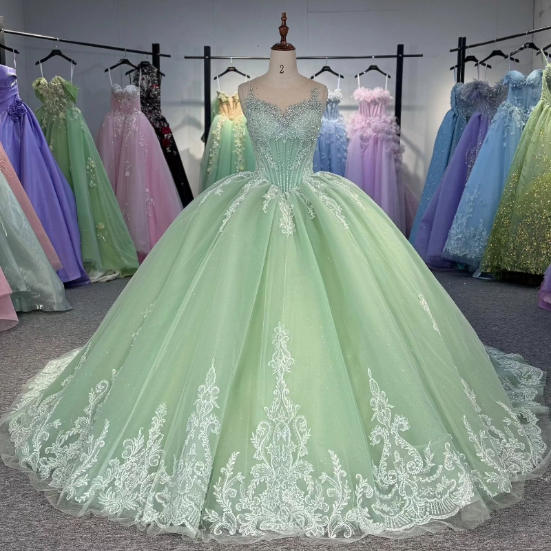 Sparkly Green Quinceanera Dresses Ball Gown Sequin Lace Applique Beading Crystal Tull Corset Sweet 16 Dress Vestidos De 15 quinceanera Anos