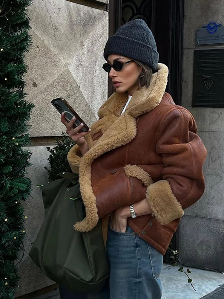 Winter Thick Spliced Fur Short Sleeve Jacket Fashion Single Chest Brown Pocket Jacket Womens High Street Wear 241107