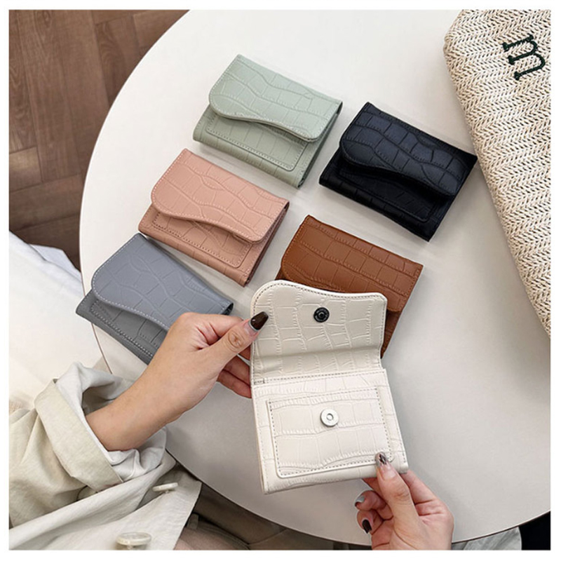 Korean version of women's multi-functional croc wallet short fashionable multi-color multi card slots card holder wallet