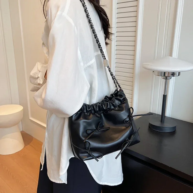 Cute Small Bow Tie Design Crossbody Bags for Women 2024 New Silver Handbags PU Leather Shoulder Bag Bucket Purses