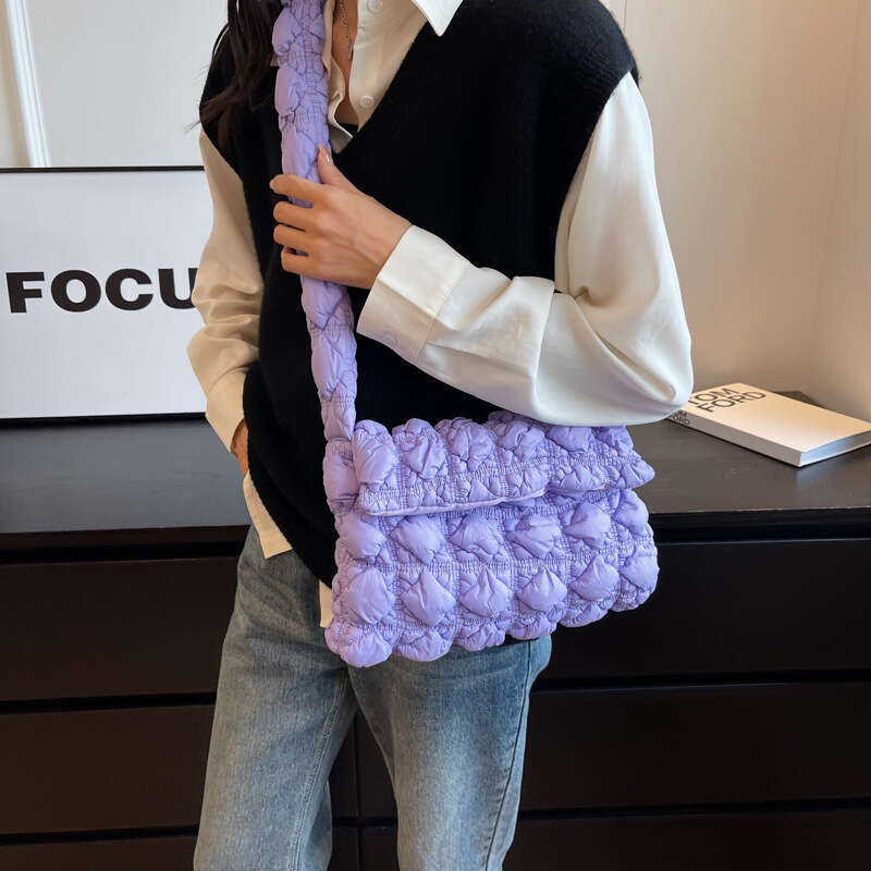 Autumn new pleated cloud large capacity niche Korean version single shoulder crossbody women's down cotton jacket bubble dumpling bag