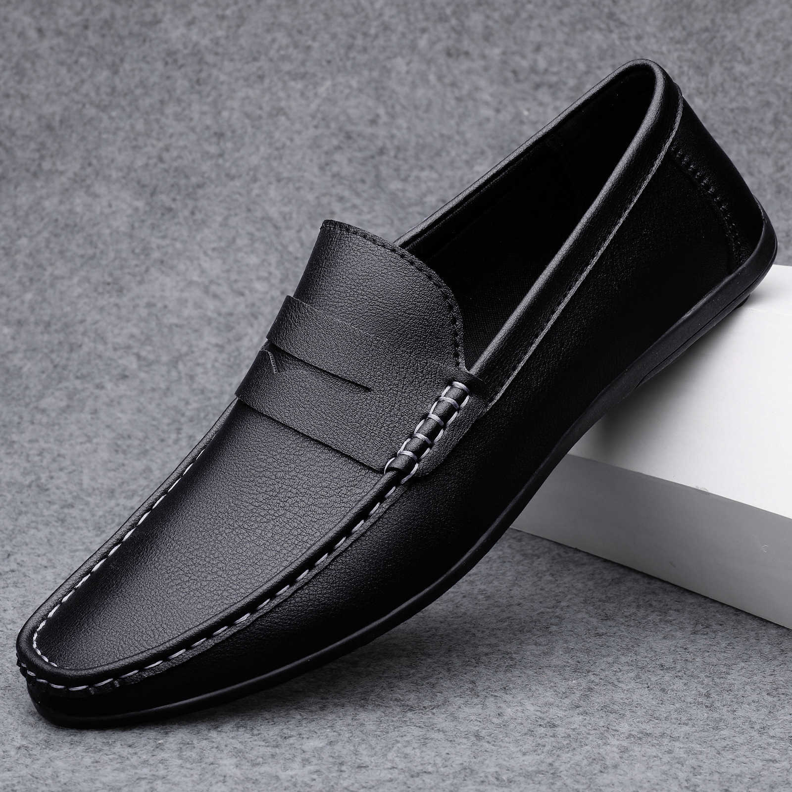CMM Bean Shoes Mens Summer New Driving Flat Bottomed Casual Mens Shoes Trendy and Fashion Outdoor Lazy Loafers