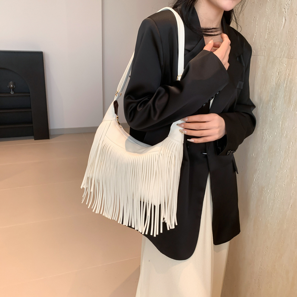 PU Fashion Crossbody Bag Large Capacity Women Tassels Shoulder Bag Minimalist Fringe Hobo Bag Solid Color for Party Vacation