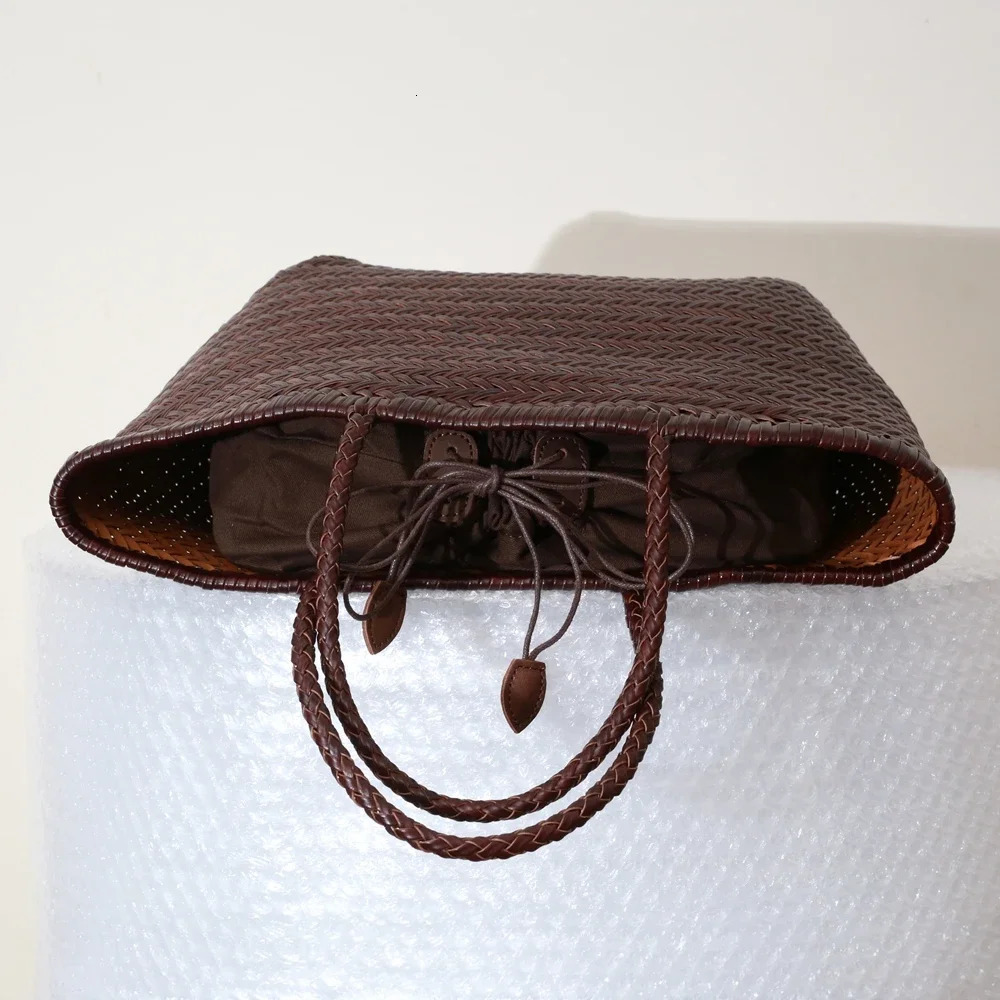 Handbag womens genuine leather shoulder bag woven casual shopping bag vintage large handbag denim cross handbag womens handbag 241107