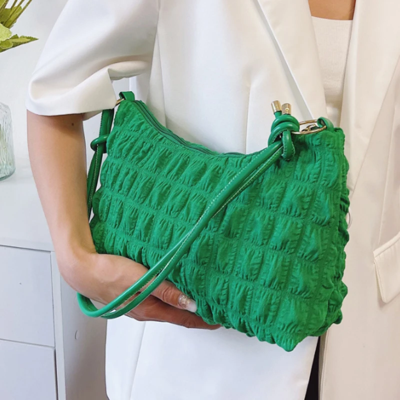 High-quality Lightweight Large Tote Bag Armpit Bag Soft Cloud Cotton Candy Women's Designer Handbag Gentle Shoulder Bag