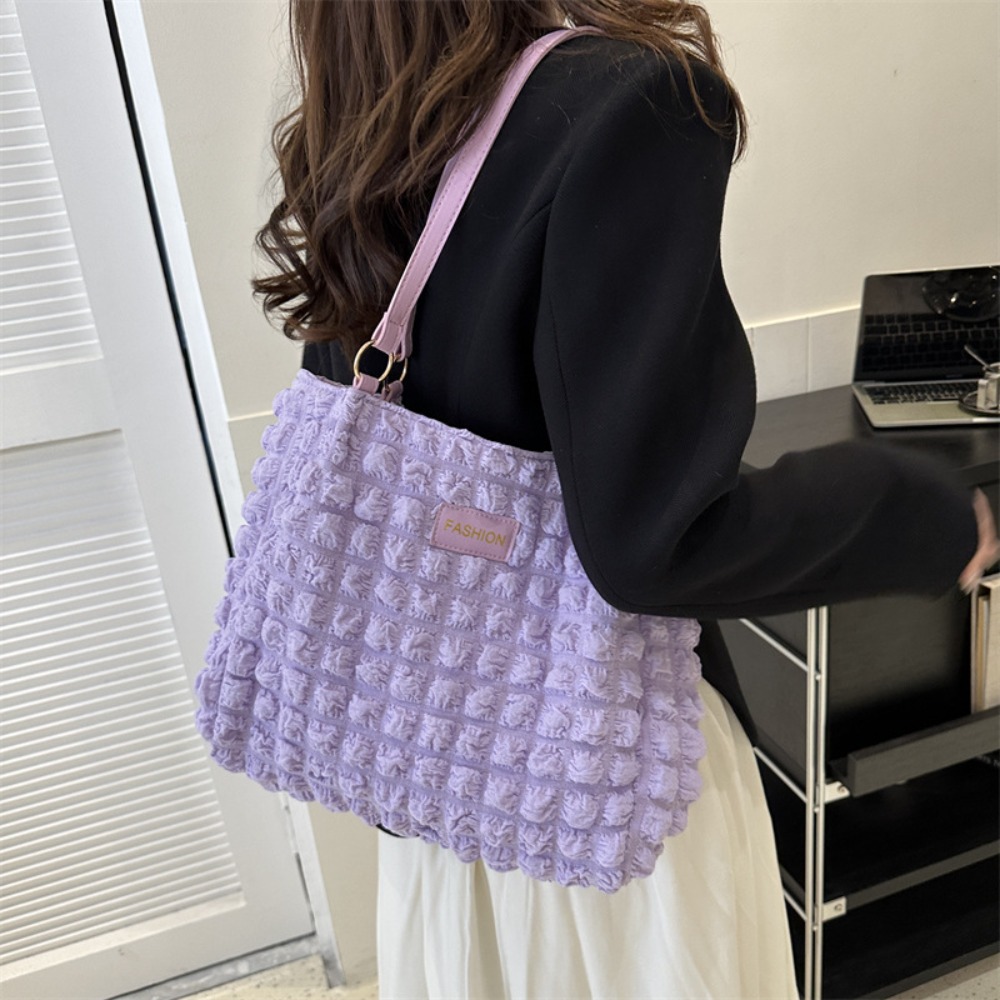 Trendy Plaid Quilted Shoulder Bag Pleated Bubbles Totes Bag Underarm Bag Large Capacity Commuting Bag Handbag