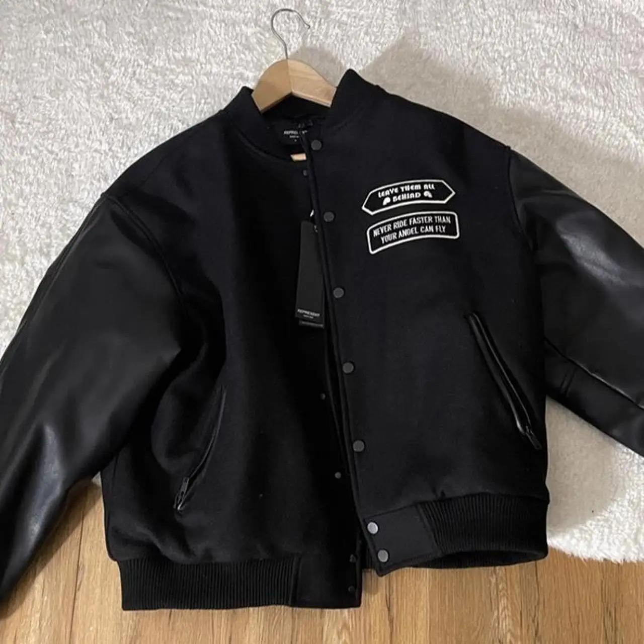 Street clothing jacket Y2K mens motorcycle jacket hip-hop leather retro skull embroidery jacket leather zipper jacket 241106