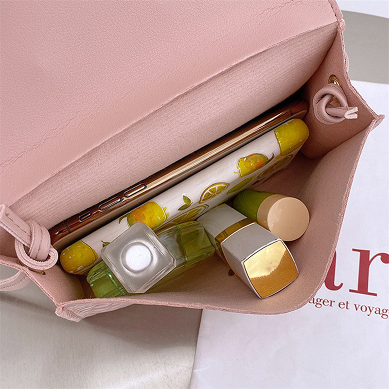 Purses Handbags for Girls Luxury Designer Shoulder Bag for Women Cute Side Fashionable Purses Satchels Women's PU Lipstick Bag