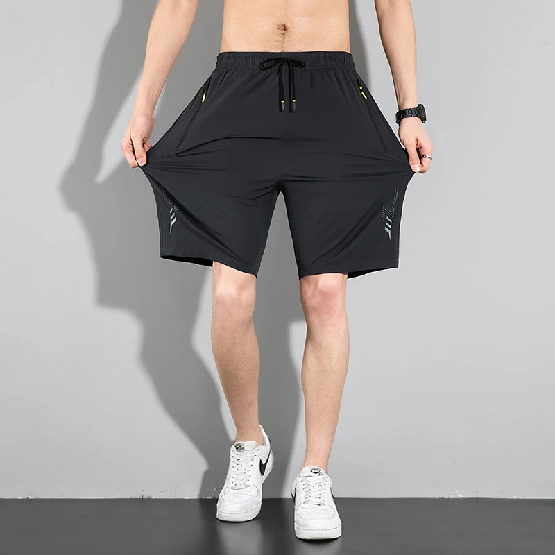 Summer Cool Ice Silk Mens Large Size Shorts Straight 5Point Pants Sports Baggy Beach Bermuda Casual M8Xl 240407