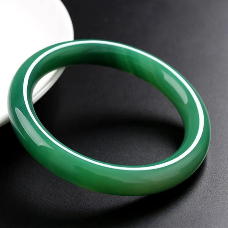 100% genuine jade bracelet 7A green jade bracelet hand carved jade bracelet womens party gift 241107