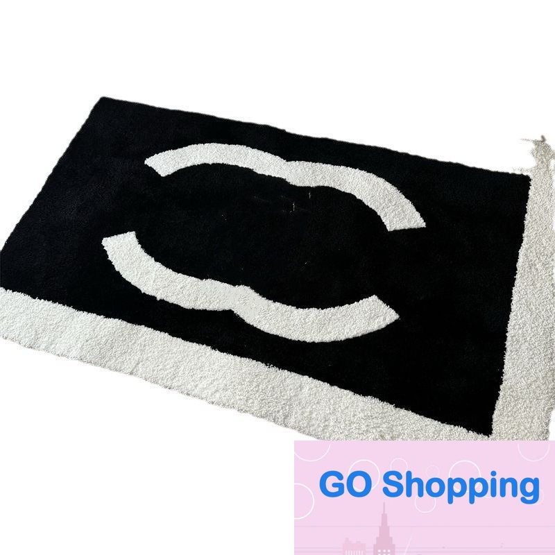 Quatily Carpet Living Room Stain-Resistant Easy to Care Wind-Proof Cool Cashmere-like Bedroom Bedside Blanket Wear-Resistant Living Room Sofa Blankets