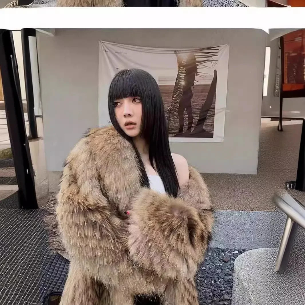 Winter encrypted leather mink jacket womens long strip clip on leather youth jacket 241107