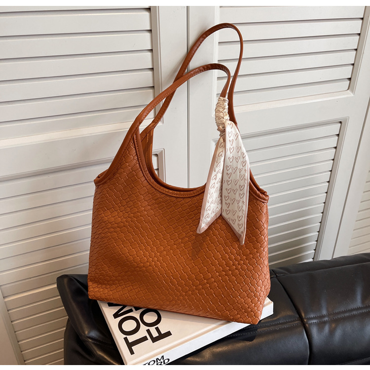 YOUDEYISI retro bucket bag: large-capacity women's bag, commuter shoulder bag, underarm leisure