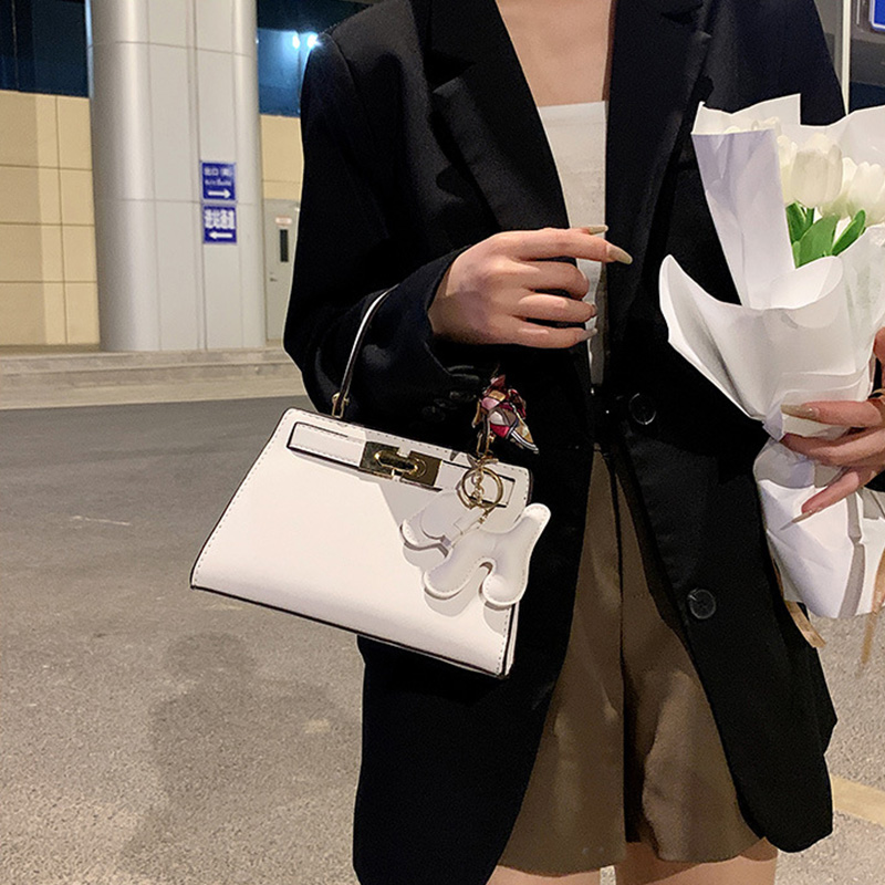 New Senior Luxury Women's Handbag High End Brand Leather Designer Shoulder Bag Lady With Cute Pendant Orange Color Crossbody Bag