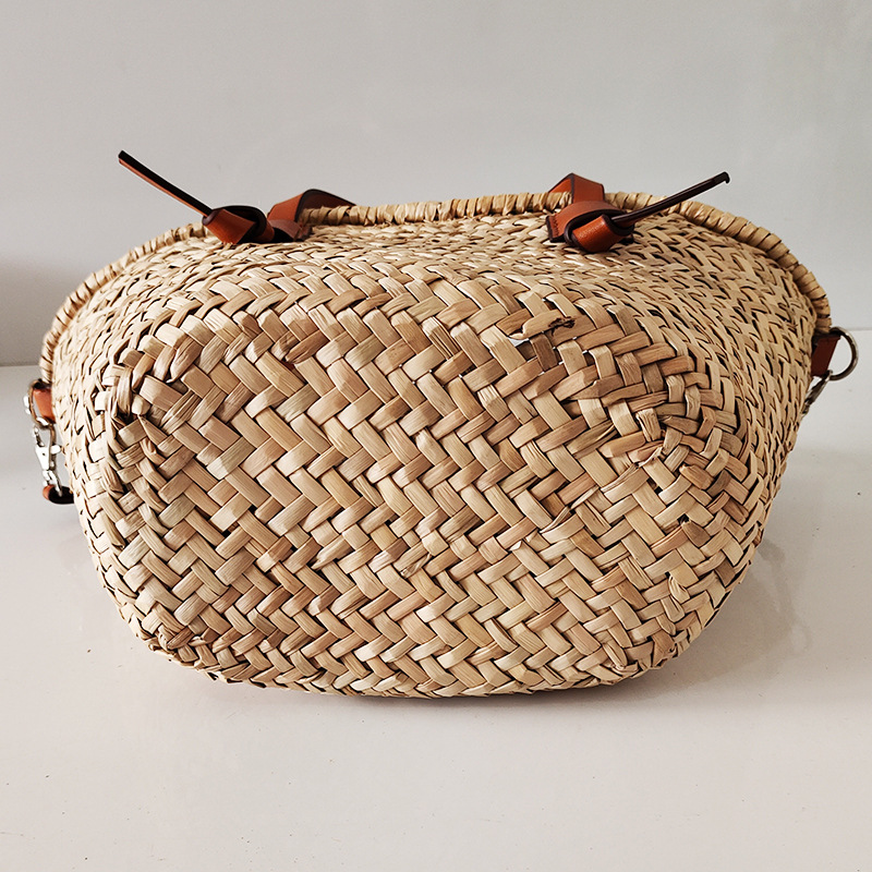 New holiday travel seaside beach bag literary fresh straw handbag