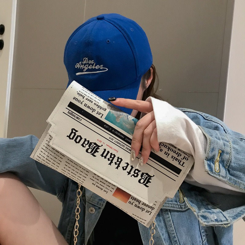 Luxury Designer Women Bags Personality Fashion Shoulder Bags Ladies All-match Messenger Bag Newspaper Modeling Small Square Bag