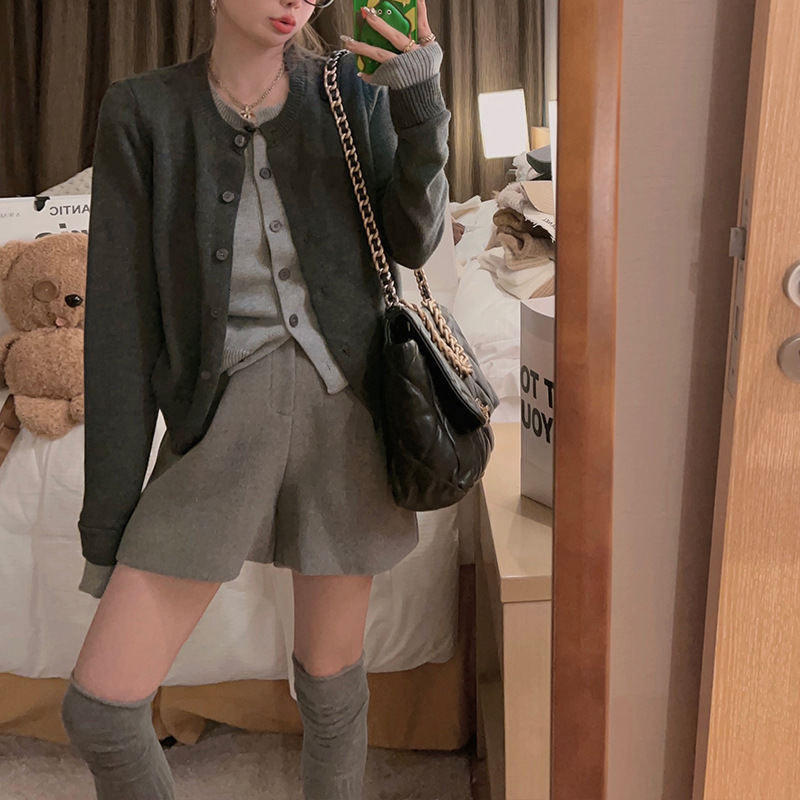 Danjeaner Korean Style Single Breasted Cardigans Womens Sweaters Winter V-Neck Long Sleeve Fashionable Printed Knitwear Y200930