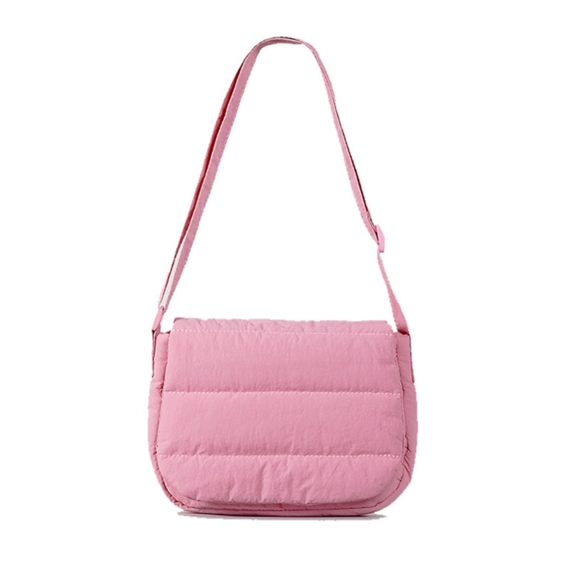 Winter Purse Crossbody Purse Fashionable Quilted Handbag for Women Perfect for Daily Use
