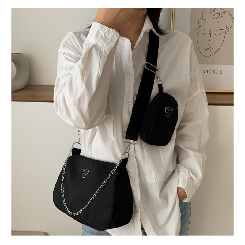 Dropshipping New Women High Quality Square Solid Bags Retro Women Crossbody Bags Style Crescent Chain Underarm Shoulder Bags